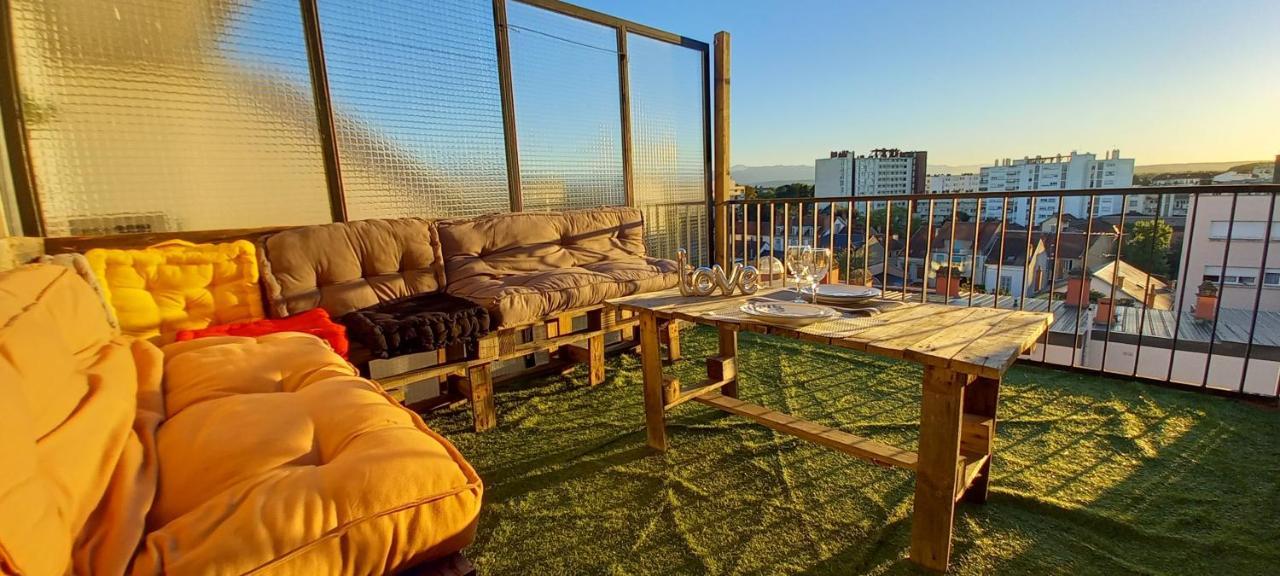 La Dolce Vita -T2 52M2- Dernier Etage- Terrasse-Parking-Wifi Fibre Apartment Тарб Екстериор снимка