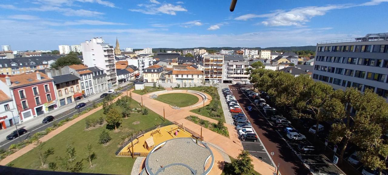 La Dolce Vita -T2 52M2- Dernier Etage- Terrasse-Parking-Wifi Fibre Apartment Тарб Екстериор снимка